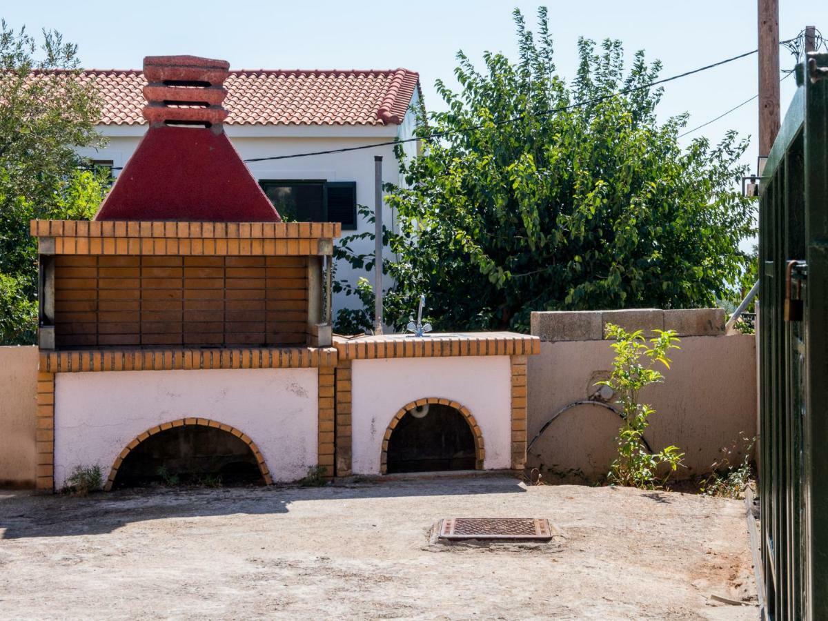 Apartments Thekla Karavados Exterior photo
